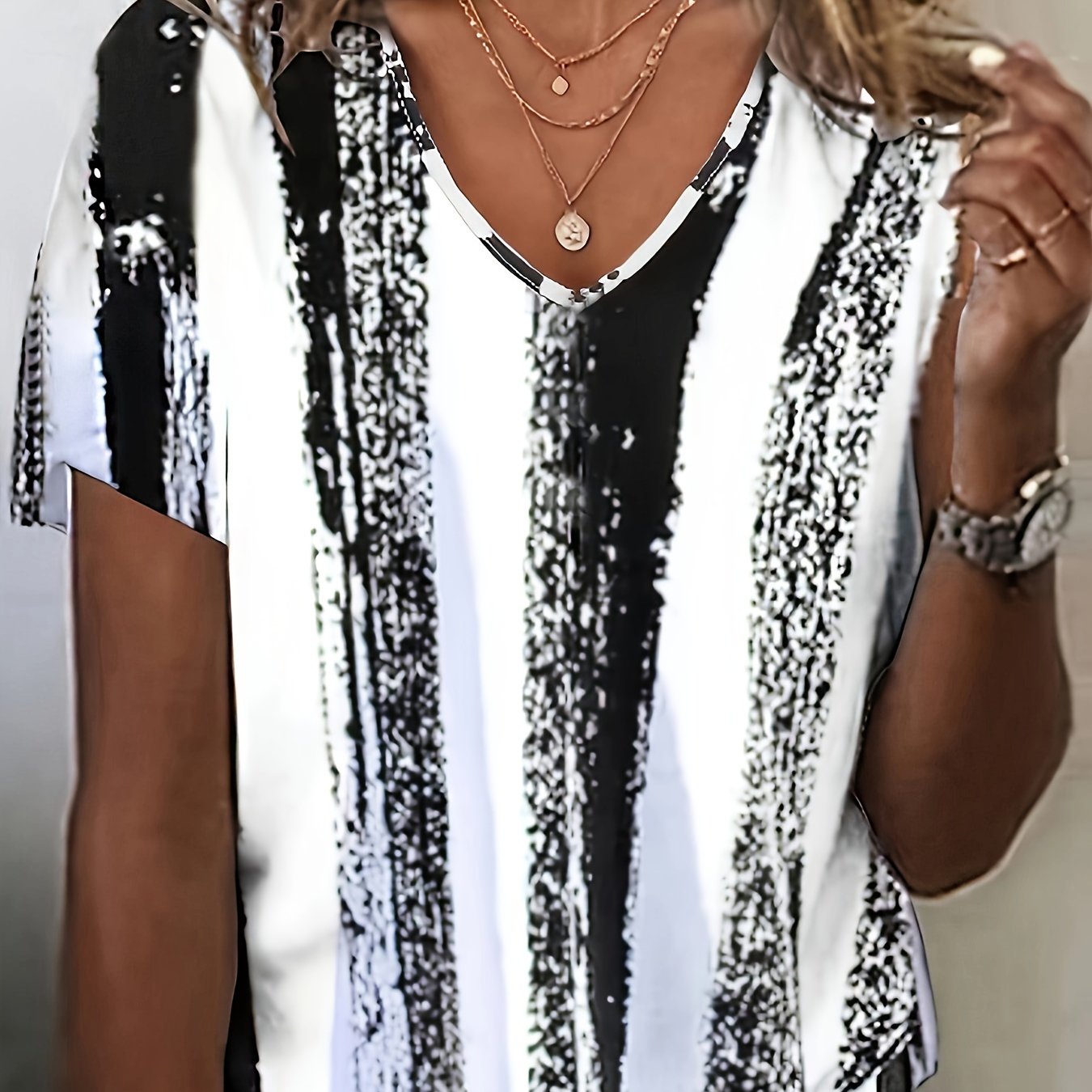 Casual Fashion Irregular Striped T-shirt
