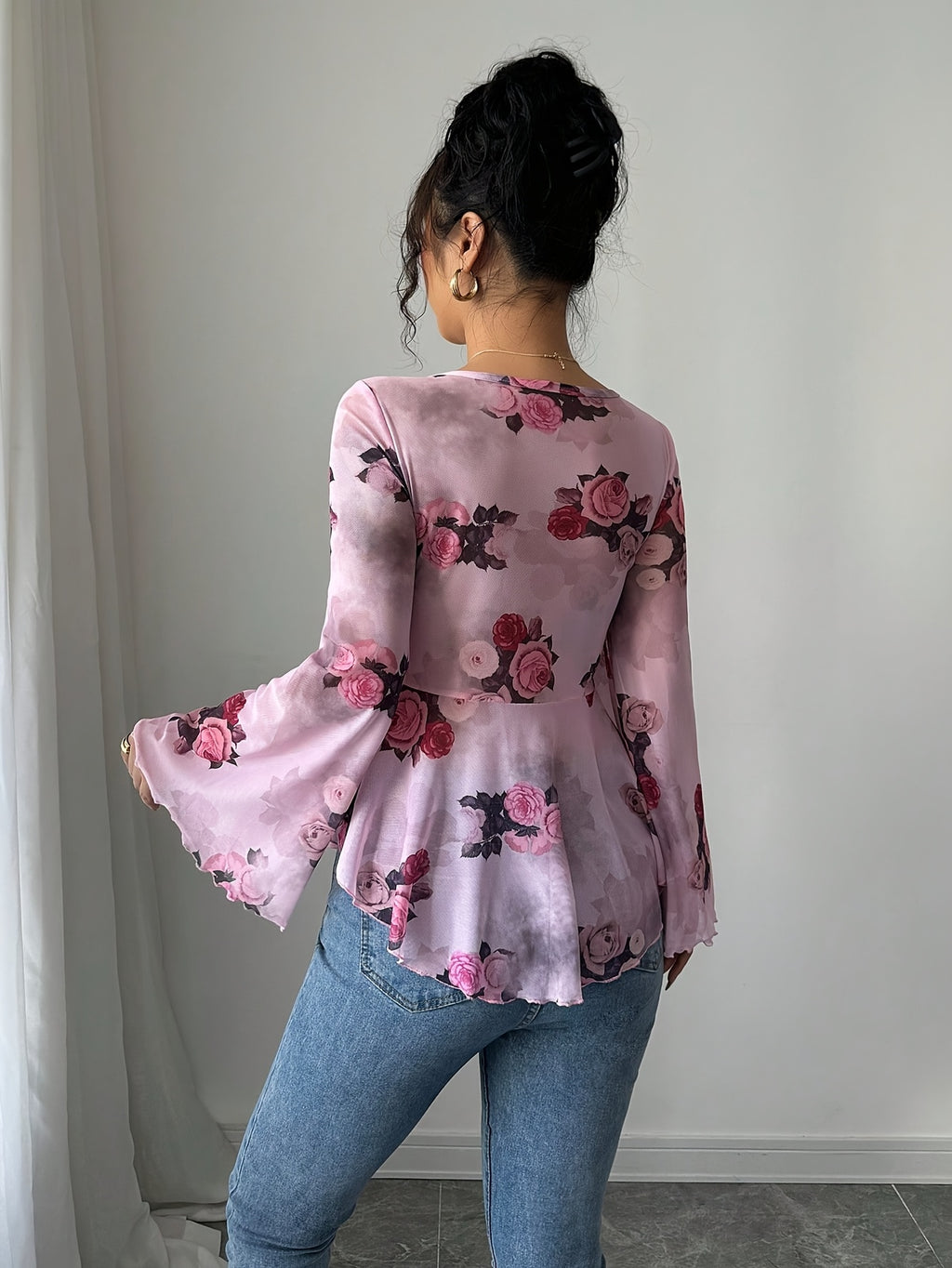 French-Style Casual Sexy Vacation Semi-Sheer Floral Bow Ruffled Long-Sleeve Women'S Top for Summer