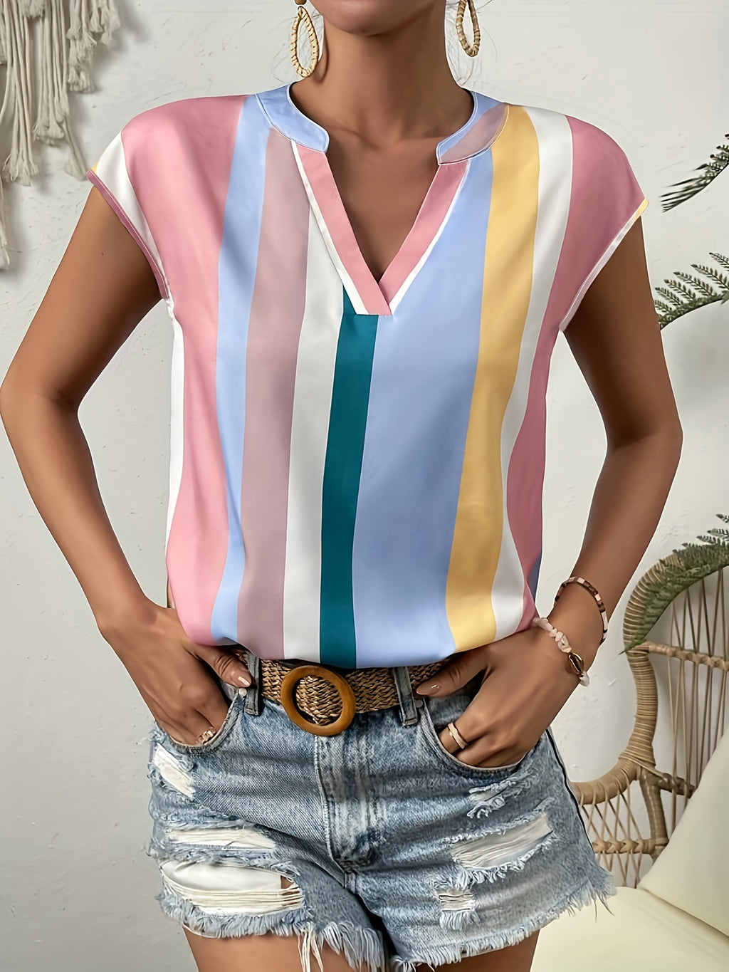 Women's Casual V-Neck T-Shirt with Striped Print - Breathable Polyester, Machine Washable - Perfect for Summer, Leisure Style, Conventional Version, Xia